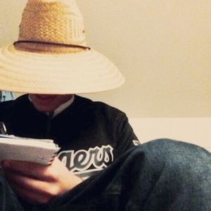 Meet your Posher, Alexis